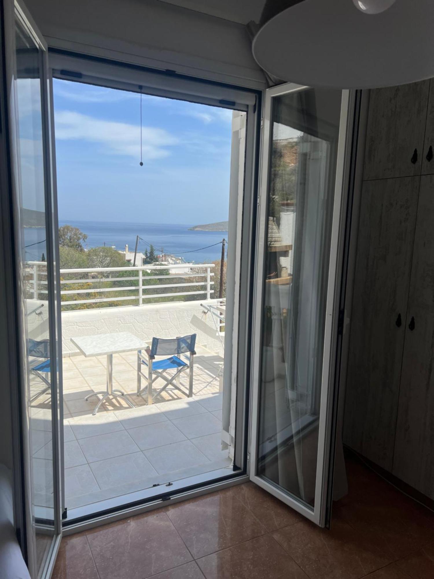 Nikos Studios Livadia  Exteriér fotografie