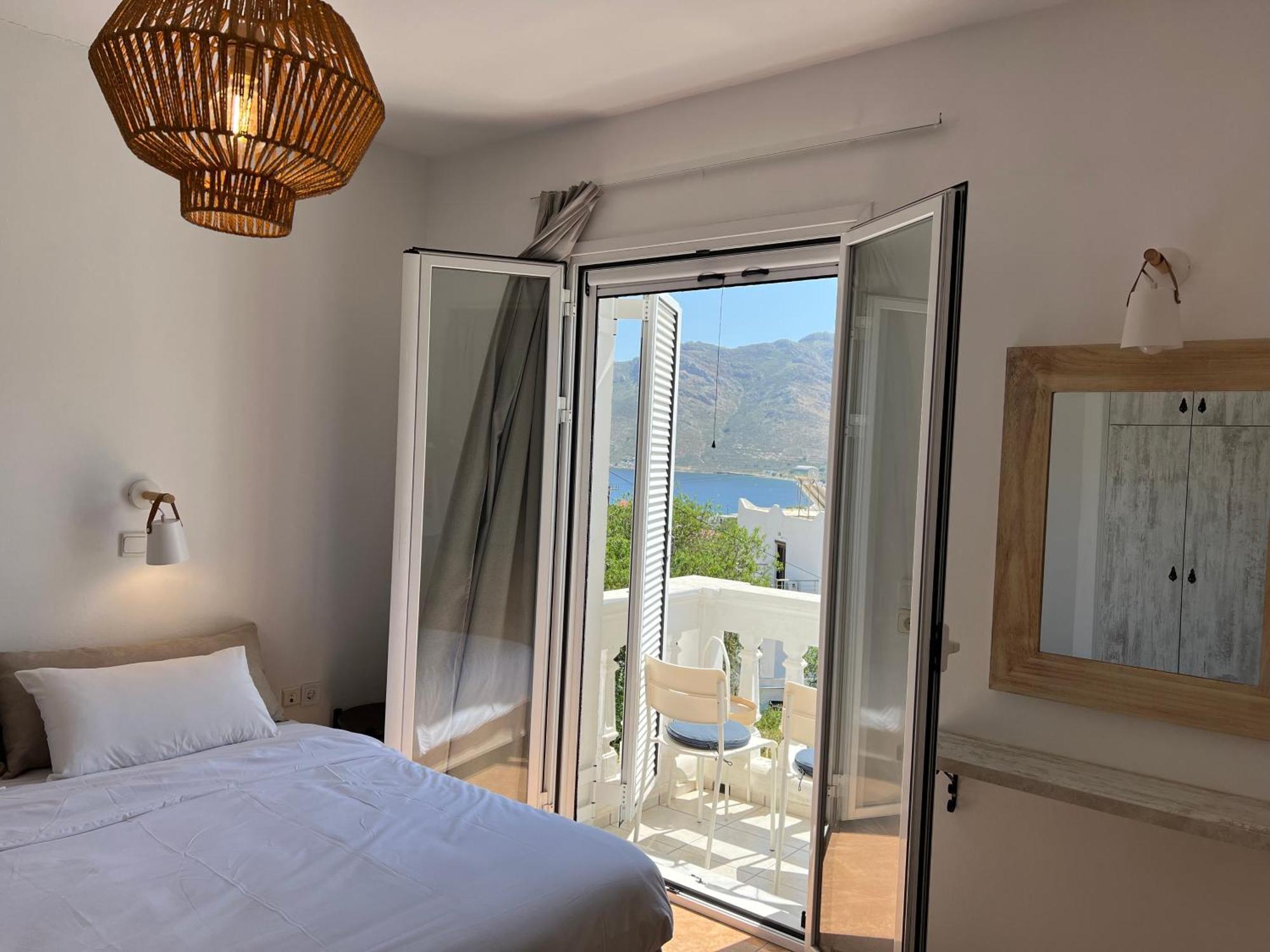 Nikos Studios Livadia  Exteriér fotografie