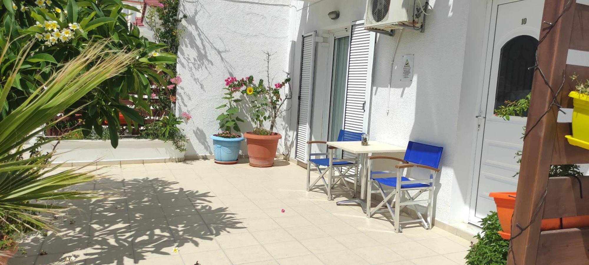 Nikos Studios Livadia  Pokoj fotografie