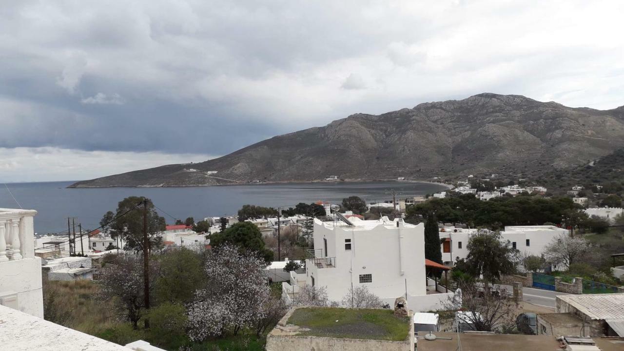 Nikos Studios Livadia  Exteriér fotografie